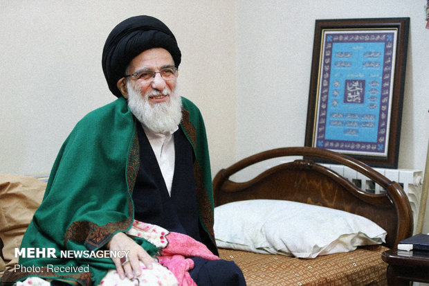 Shia scholars pay tribute to late Ayat. Shahroudi in Najaf