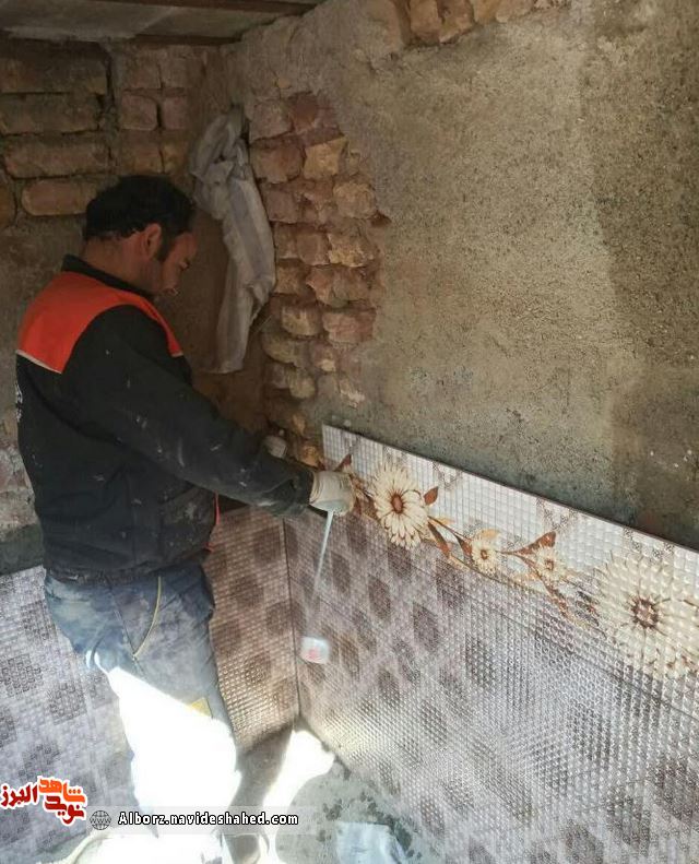 گزارش تصویری| همت جهادگران در بازسازی خانه محروم در روستای ایپک شهرستان اشتهارد