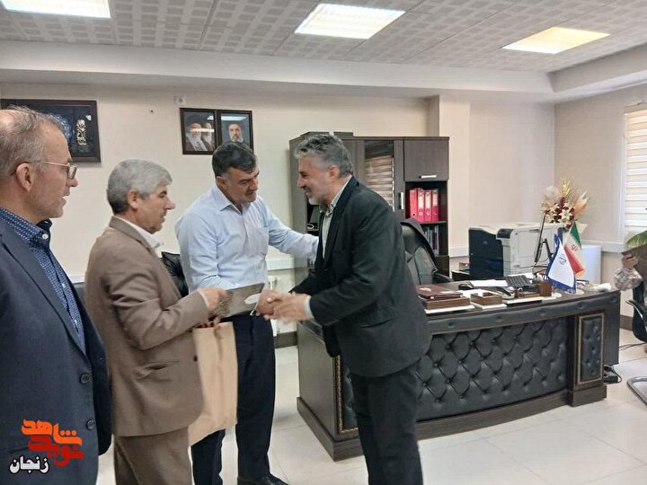 تجلیل از آزادگان بازنشسته اداره‌کل راه و شهرسازی استان زنجان