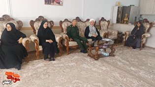 دیدار مسئولان شهرستان ابهر با خانواده‌های شهدا...
